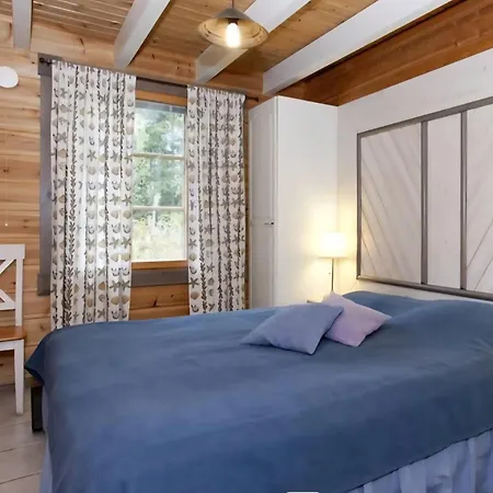 Porvoosta Iso Moekki Vuokralle Chalet